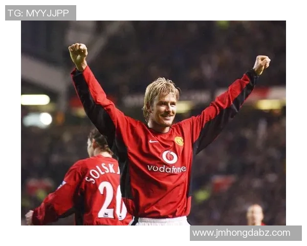 历史百大足球巨星签名收藏揭秘 感受足球传奇的荣耀与激情