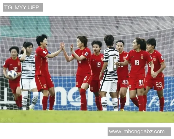 女足球星发福现象引发热议 身体变化背后隐藏的职业压力与挑战